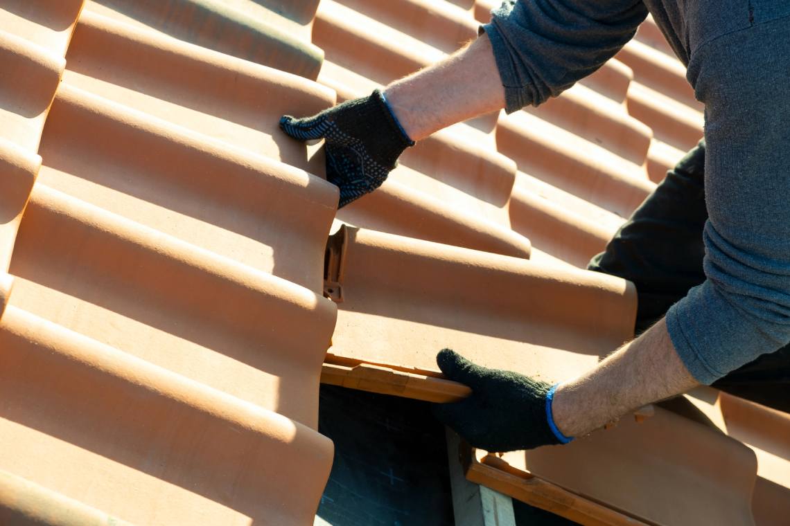How To Choose A Residential Roofing Contractor In Chicago