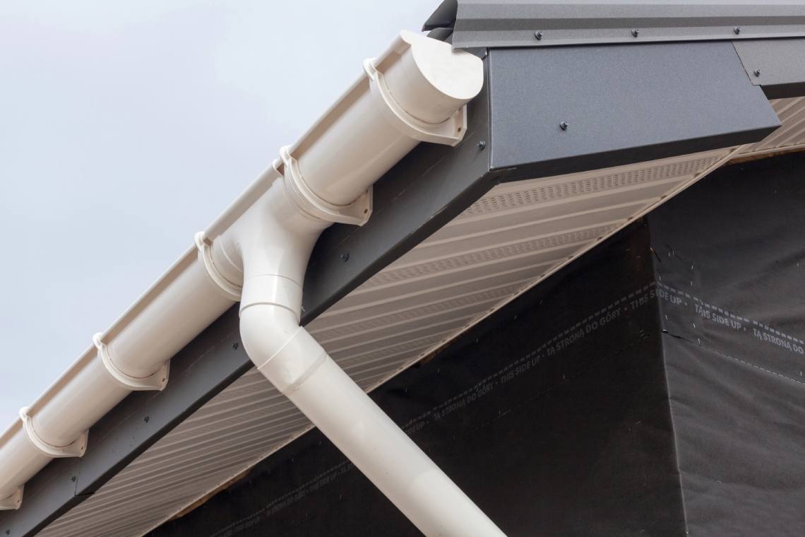 How To Choose Gutters For Storm-Prone Chicago Home