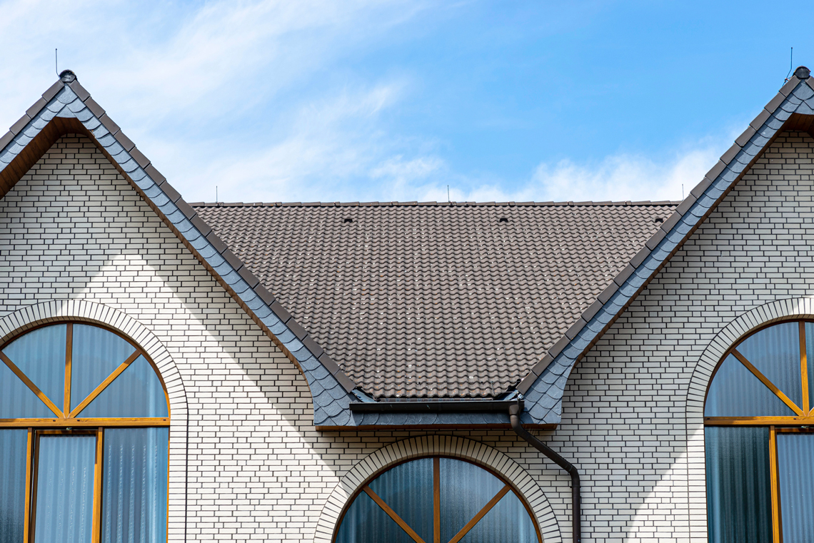 What Are Eaves On A Roof And What Do They Do?